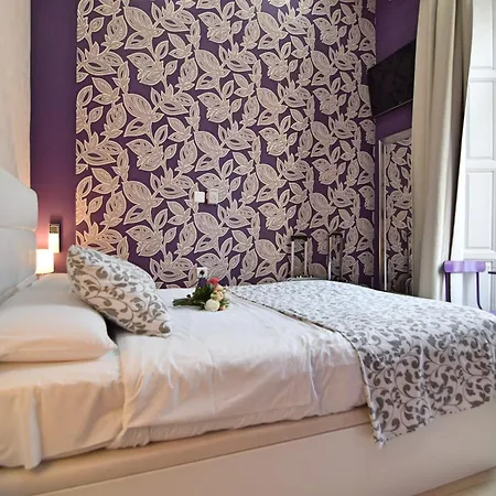 Marques De La Merced *